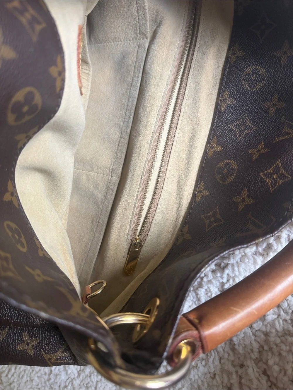 Louis Vuitton Monogram Canvas Shoulder Bag with Tan Handle